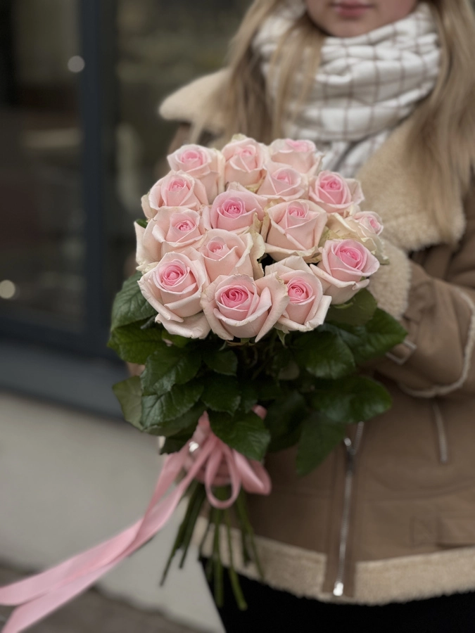 Картинка Букет из 15  роз "Сорбет" 40 см