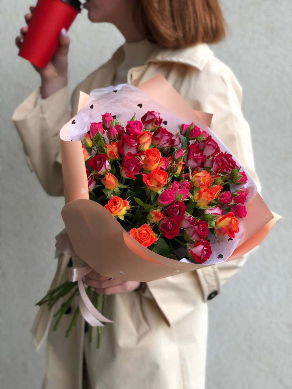 Картинка Букет из 15 кустовых роз "Луна" 40 см Картинка Букет из 15 кустовых роз "Луна" 40 см