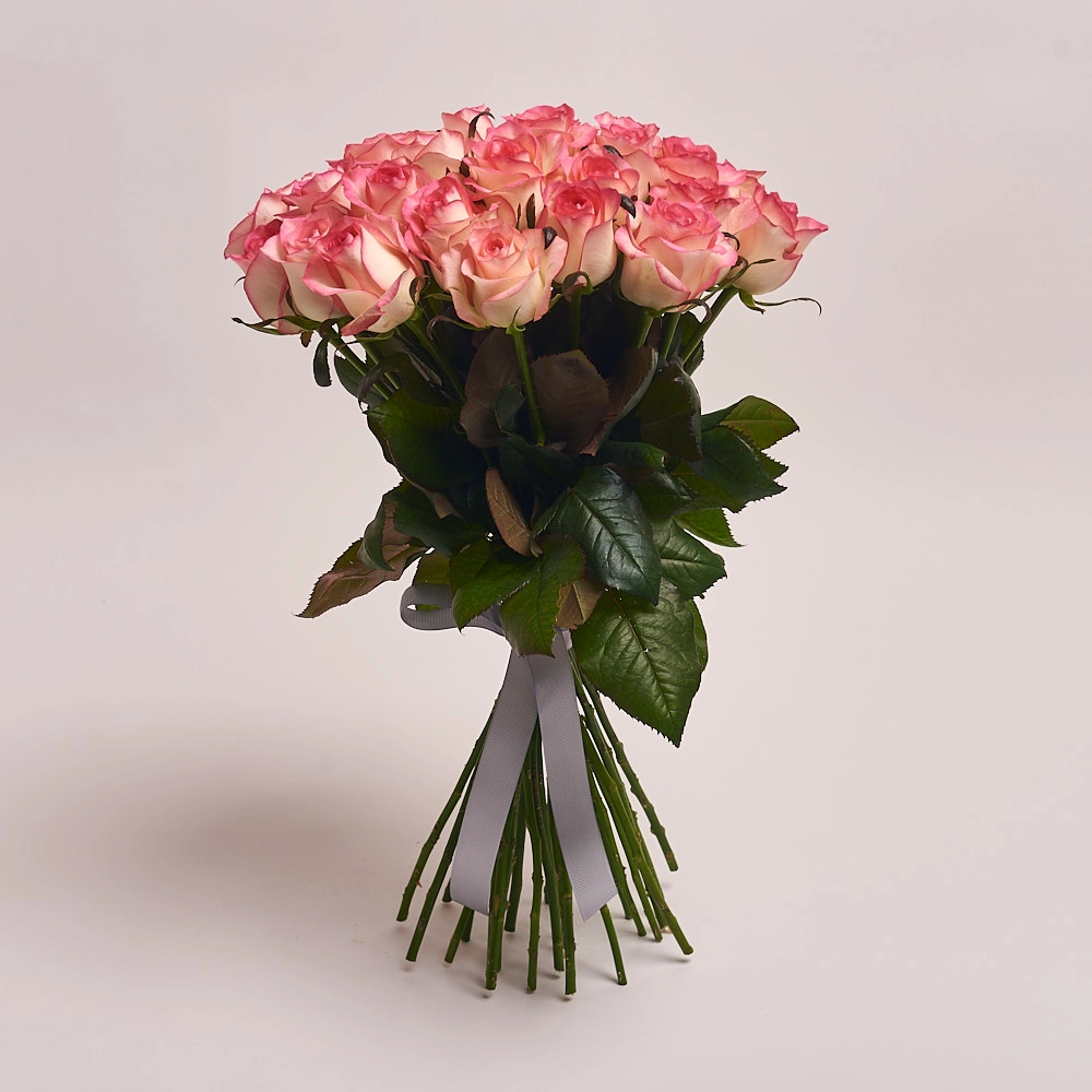 Картинка Букет из 29 роз сорта Джумилия 60 см