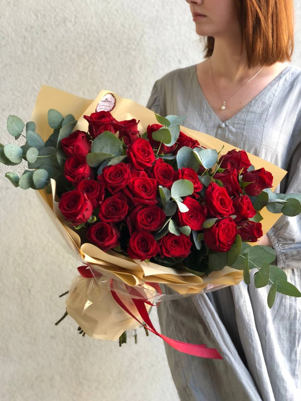 Картинка Букет из 25 красных роз "Лондон"  60 см