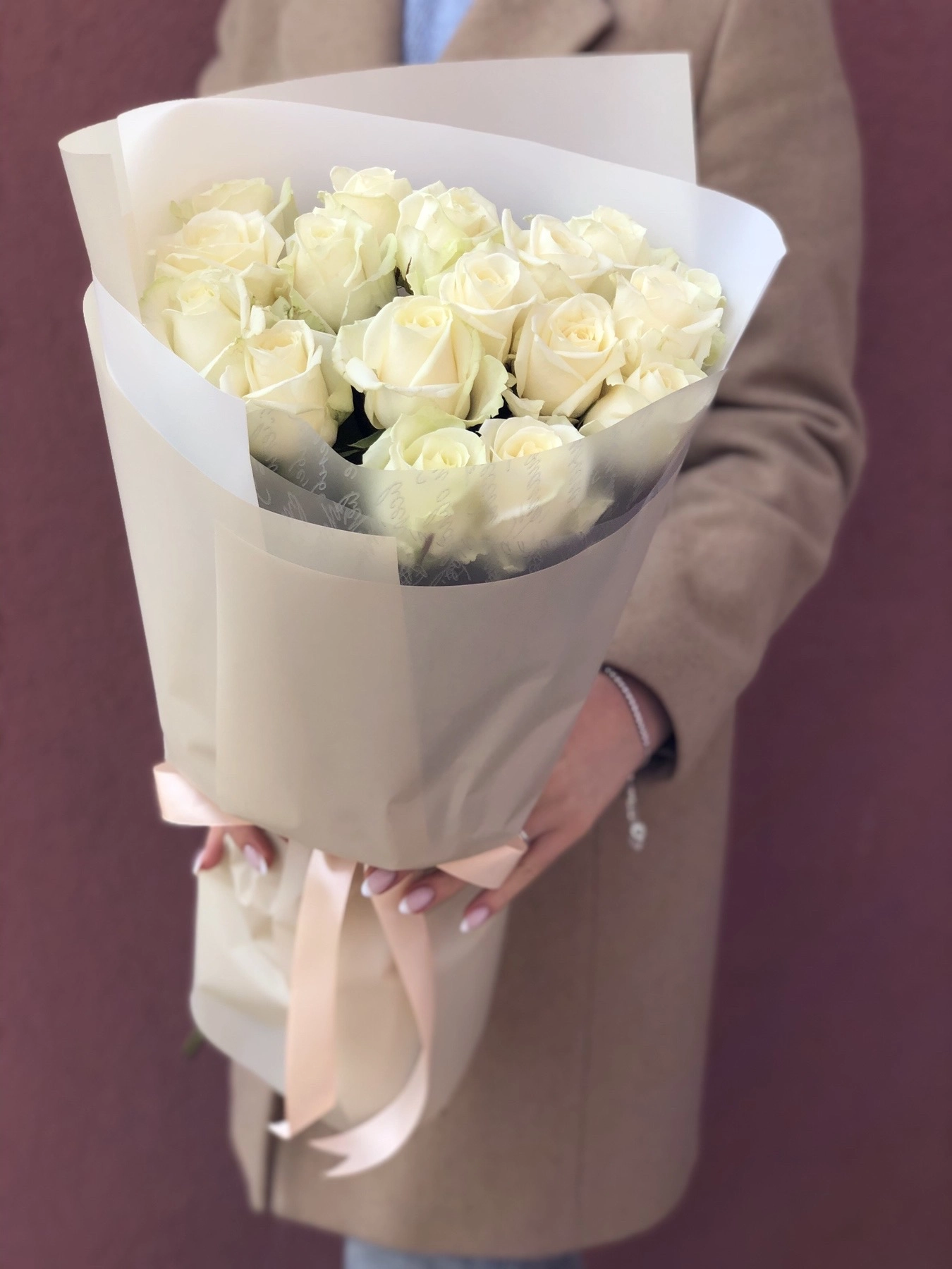 Картинка Букет из 19 роз "Зимний вечер" 60 см