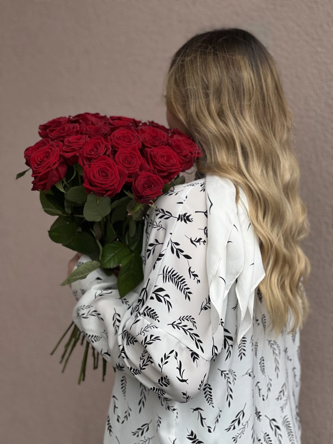 Картинка Букет  из 21 розы "Наоми" 50 см