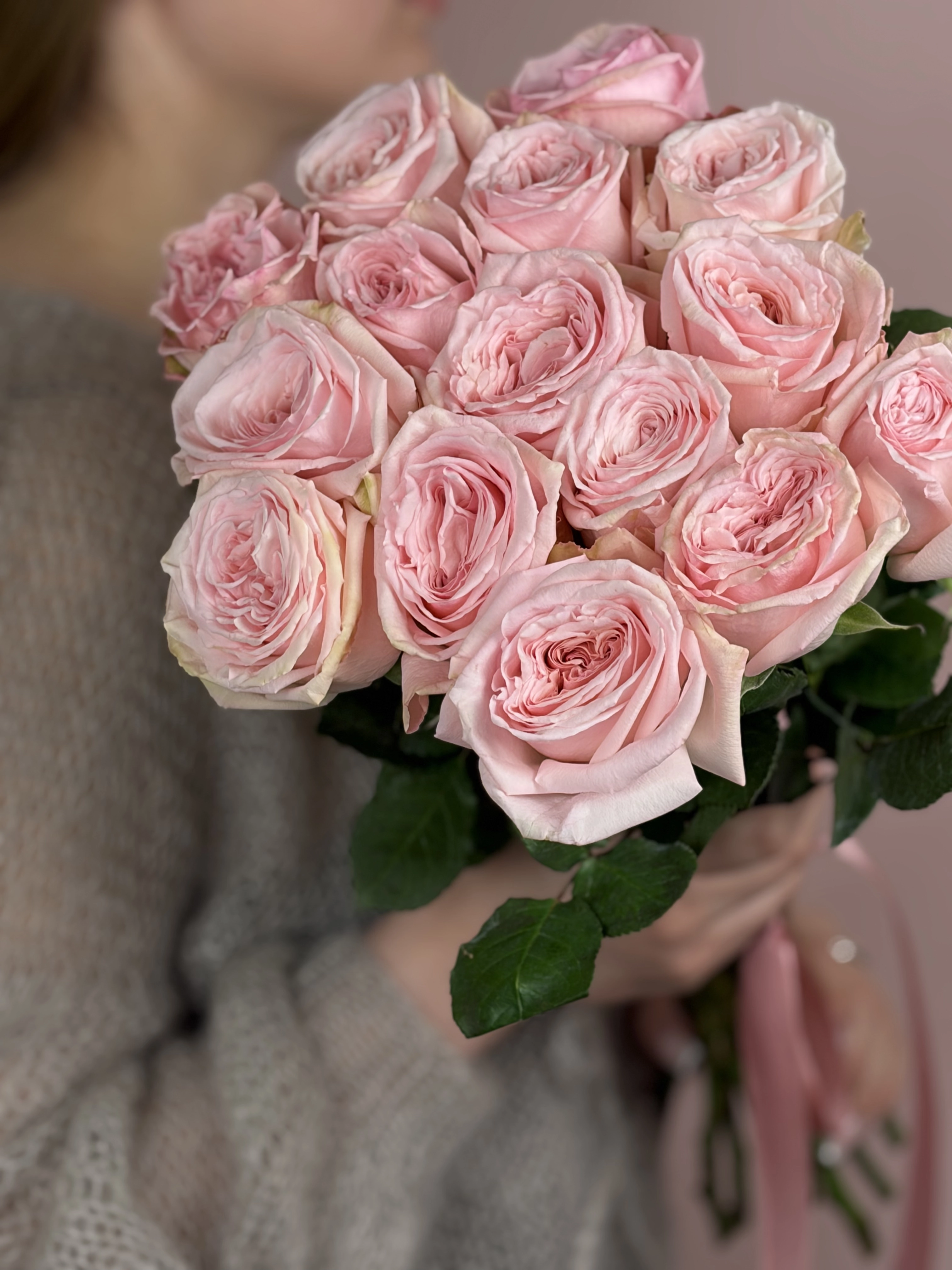 Картинка Букет из 15 роз Пинк Охара 40см