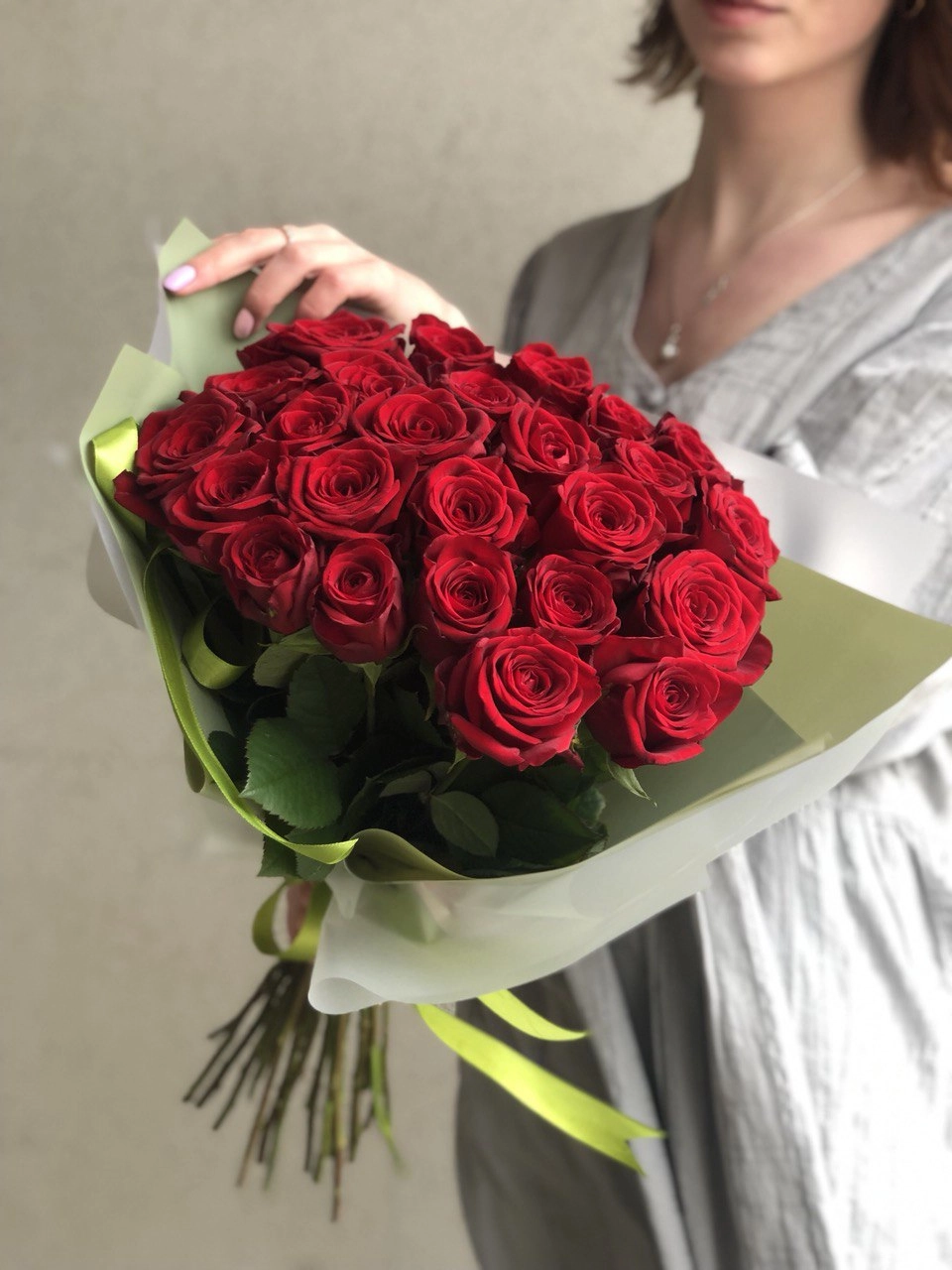 Картинка Букет из 25 роз "Престиж" 40 см