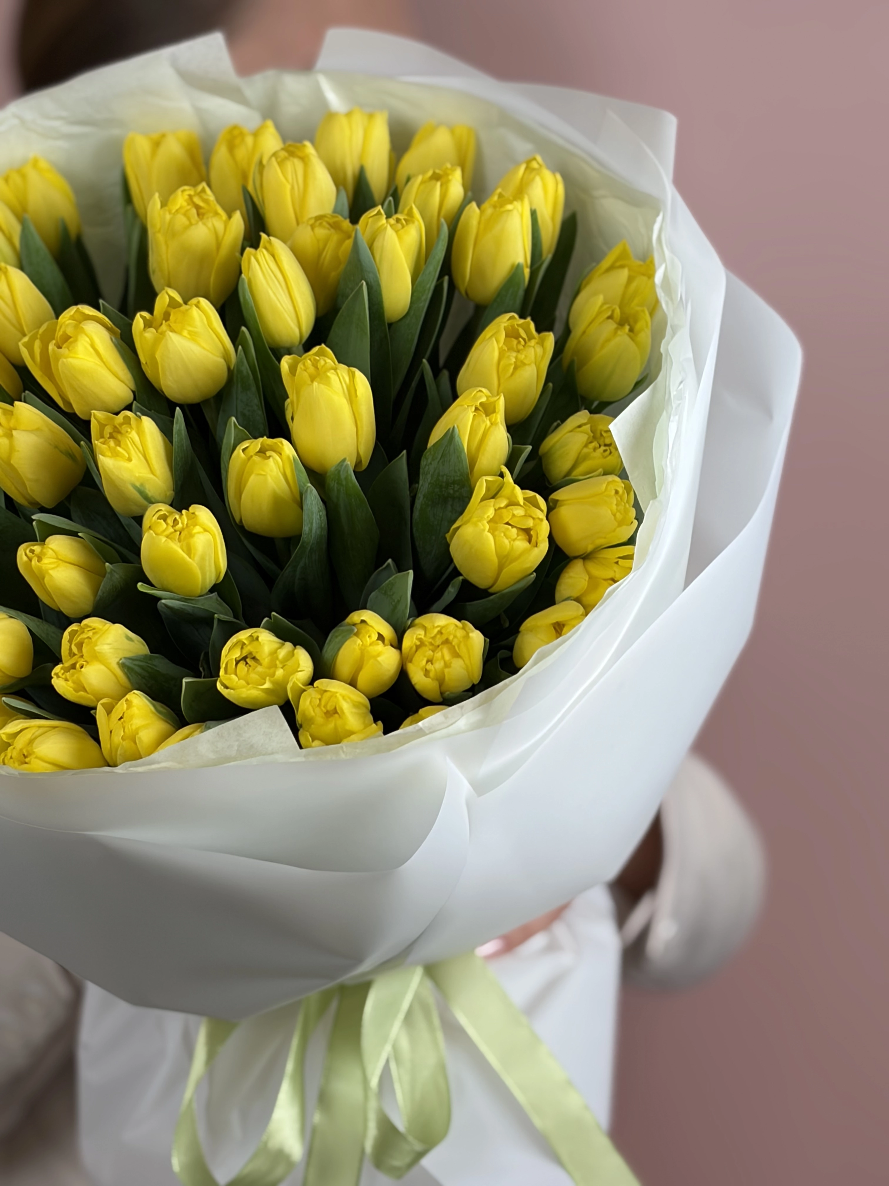 Картинка Букет из 51 тюльпана "Солнечное счастье"
