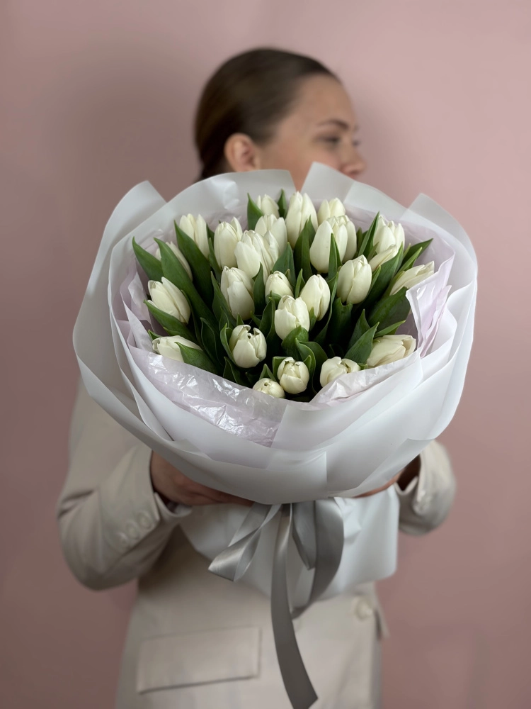  Букет из 27 тюльпанов  "Аура Нежности"