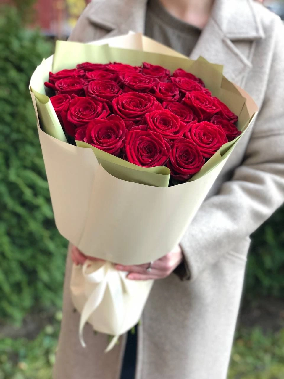 Картинка Букет "Нелли" из 25 красных роз 40 см Картинка Букет "Нелли" из 25 красных роз 40 см