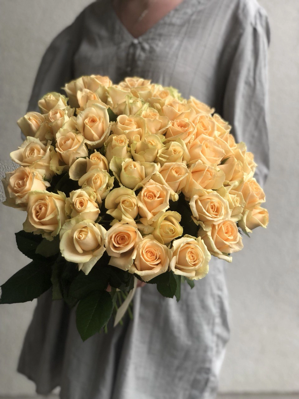 Картинка Букет "Крем" из 51 розы 40 см Картинка Букет "Крем" из 51 розы 40 см