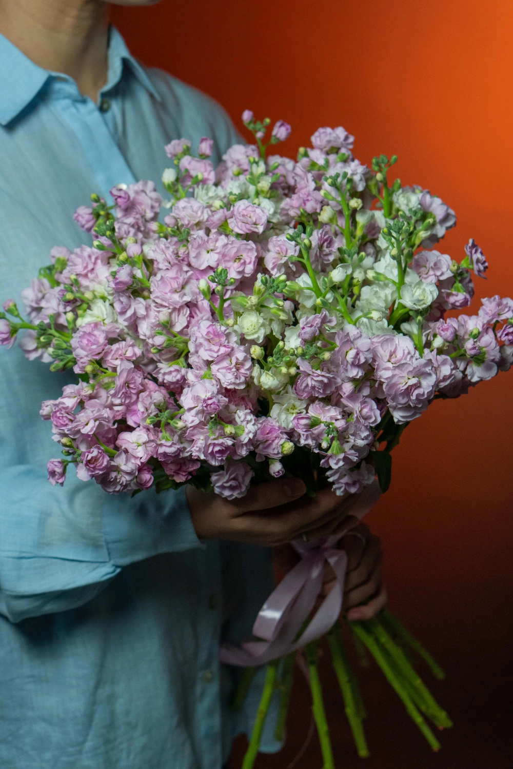 Букет из 15 маттиол " Май"