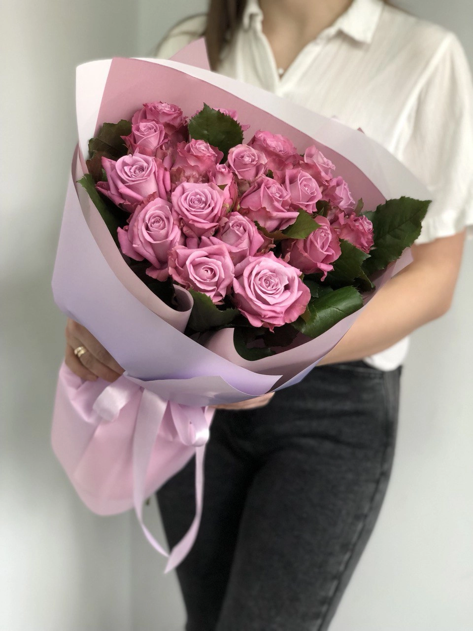 Картинка Букет "Мадам" из 17 роз 40 см