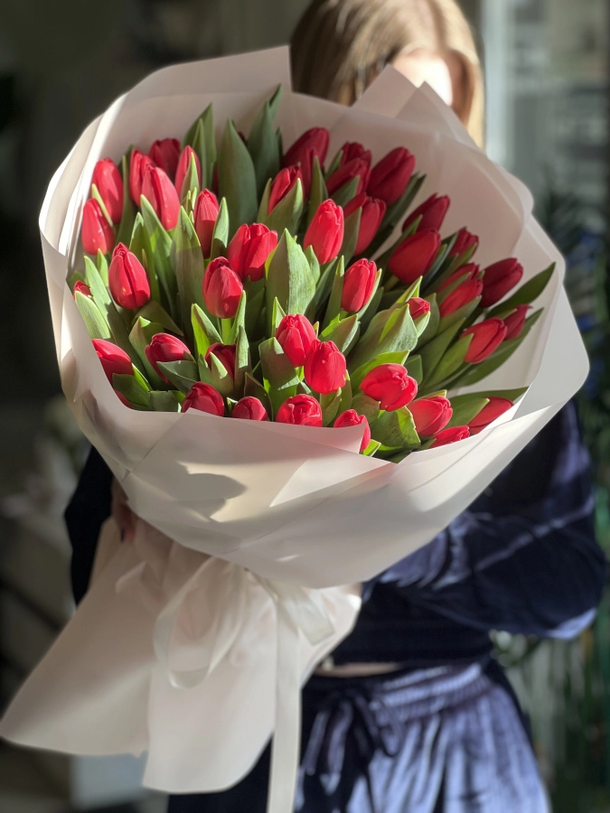 Картинка Букет из 49 тюльпанов "Париж""