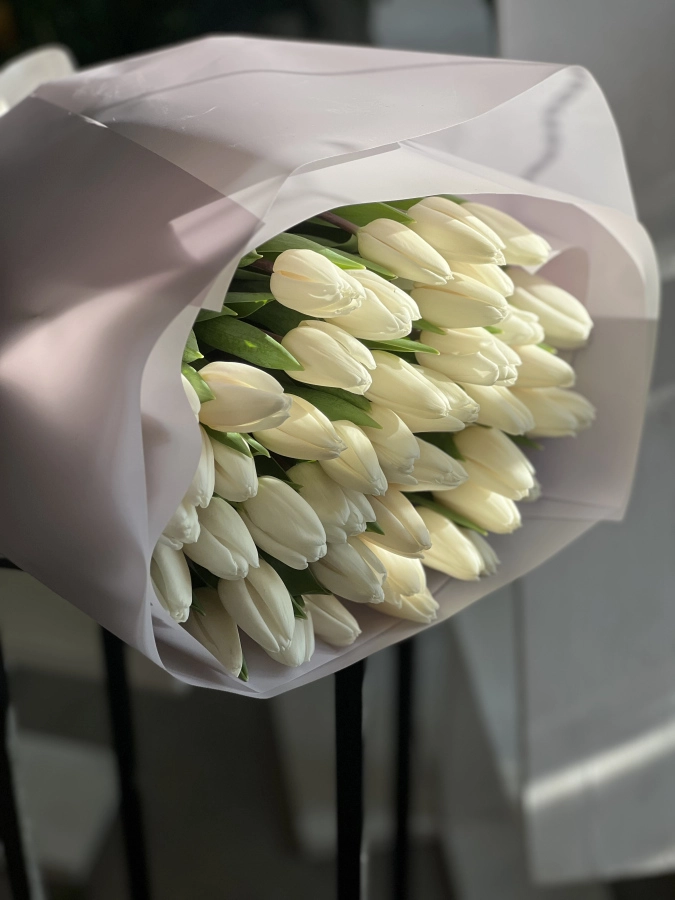 Картинка Букет из 41 белого тюльпана
