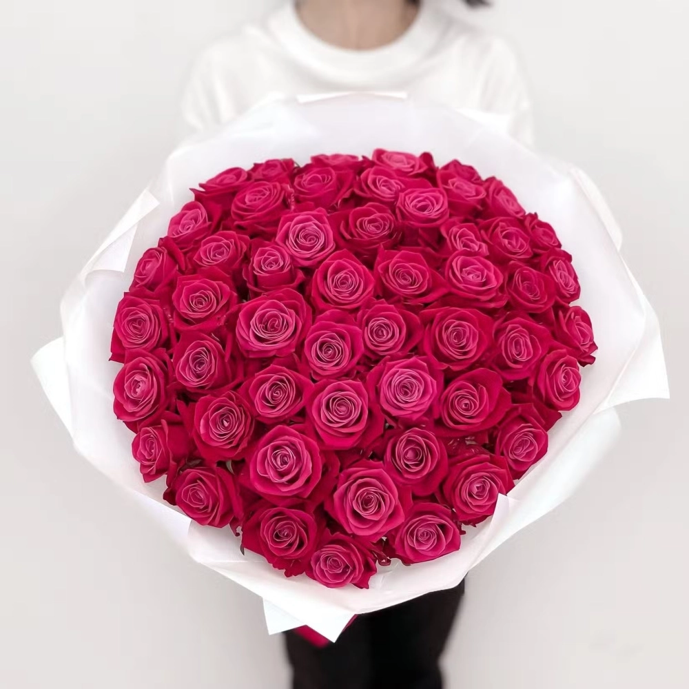 Картинка Букет из 51 розы сорта Шангрила 40 см