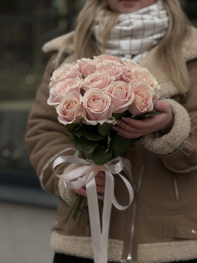 Картинка Букет "Ванильный вечер" из 15 роз 40 см Картинка Букет "Ванильный вечер" из 15 роз 40 см