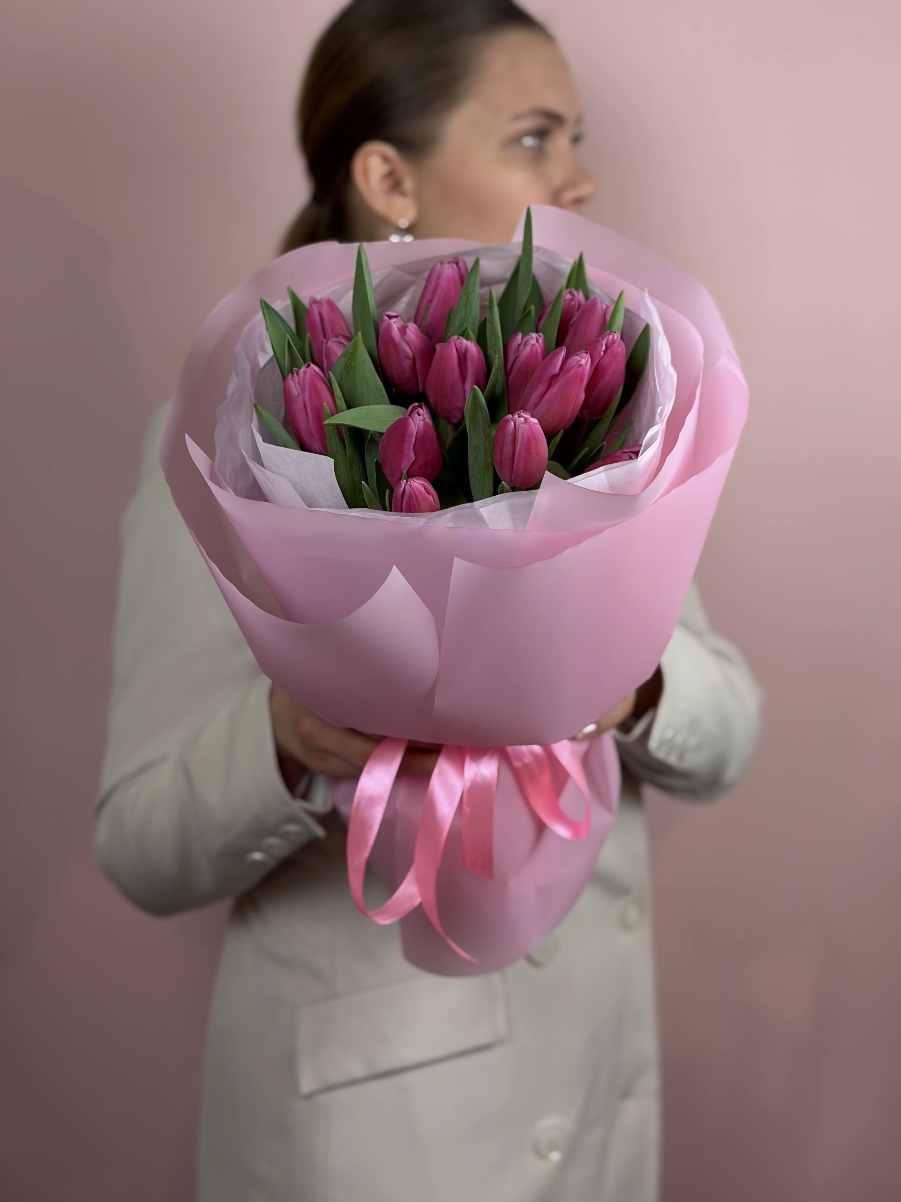 Картинка Букет из 15 тюльпанов " Нежный Рассвет"