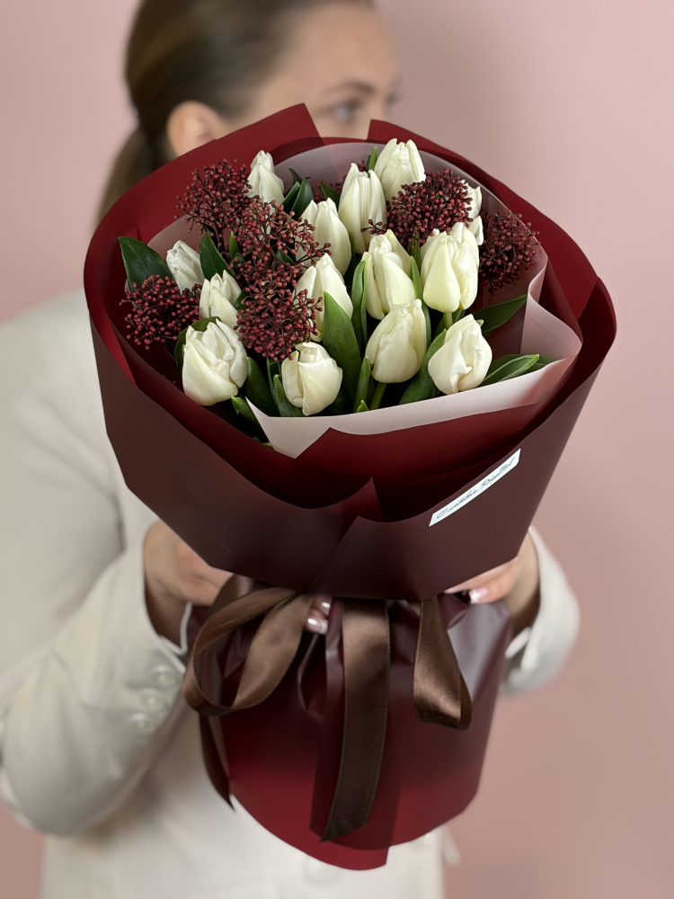 Картинка Букет из 15 тюльпанов «Зимняя Вишня»