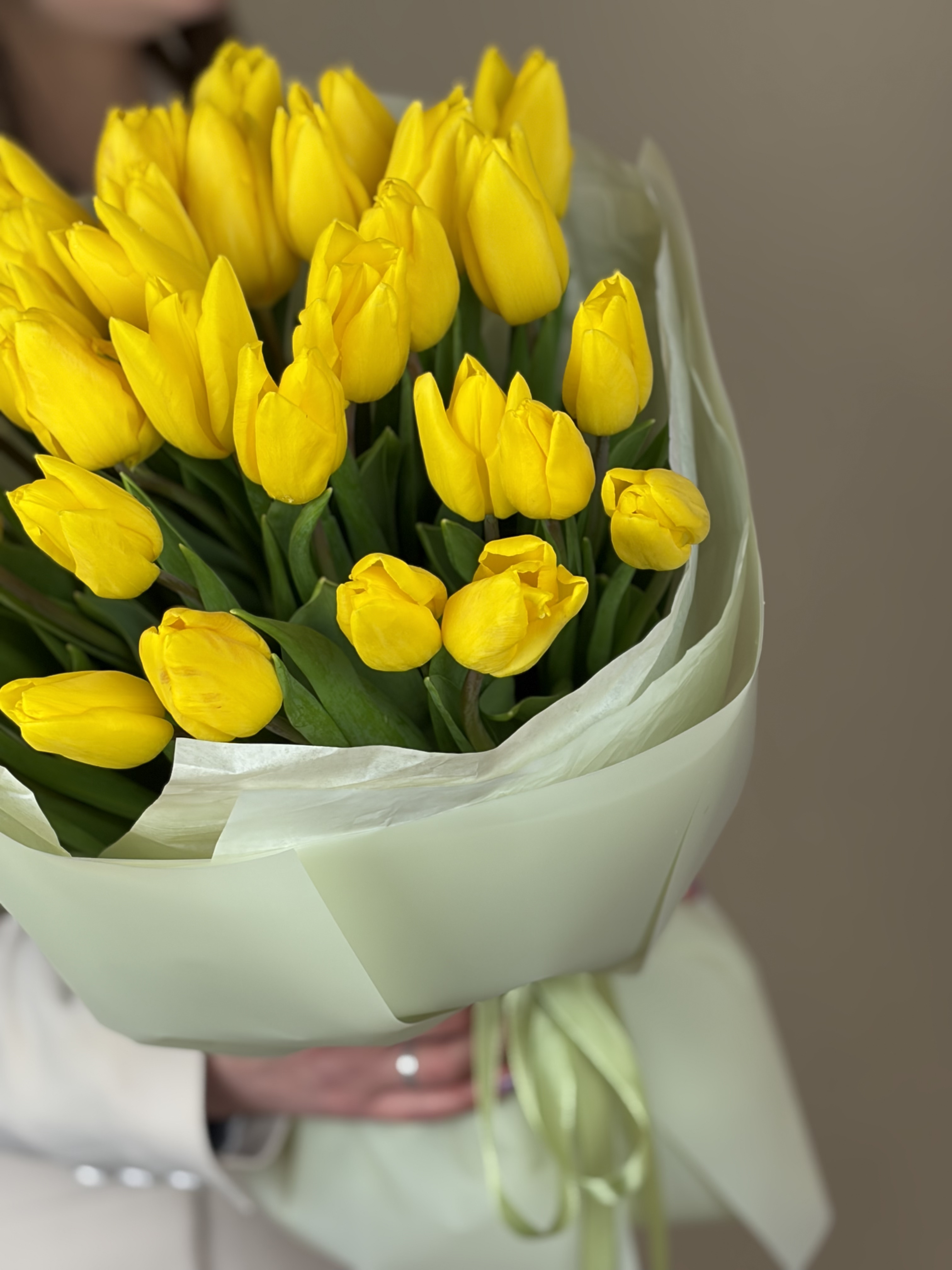 Картинка Букет из 35 тюльпанов "Солнечный Эликсир"