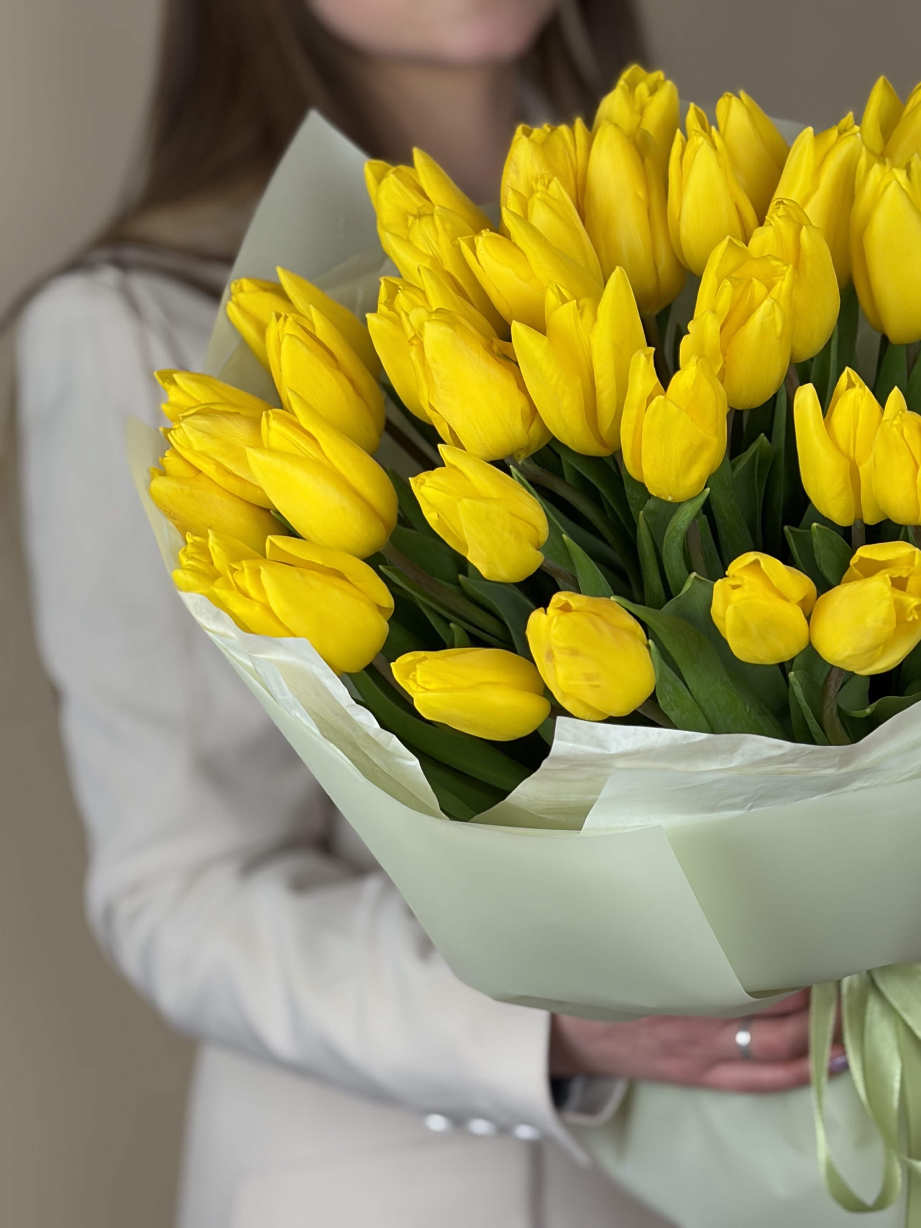 Картинка Букет из 35 тюльпанов "Солнечный Эликсир"