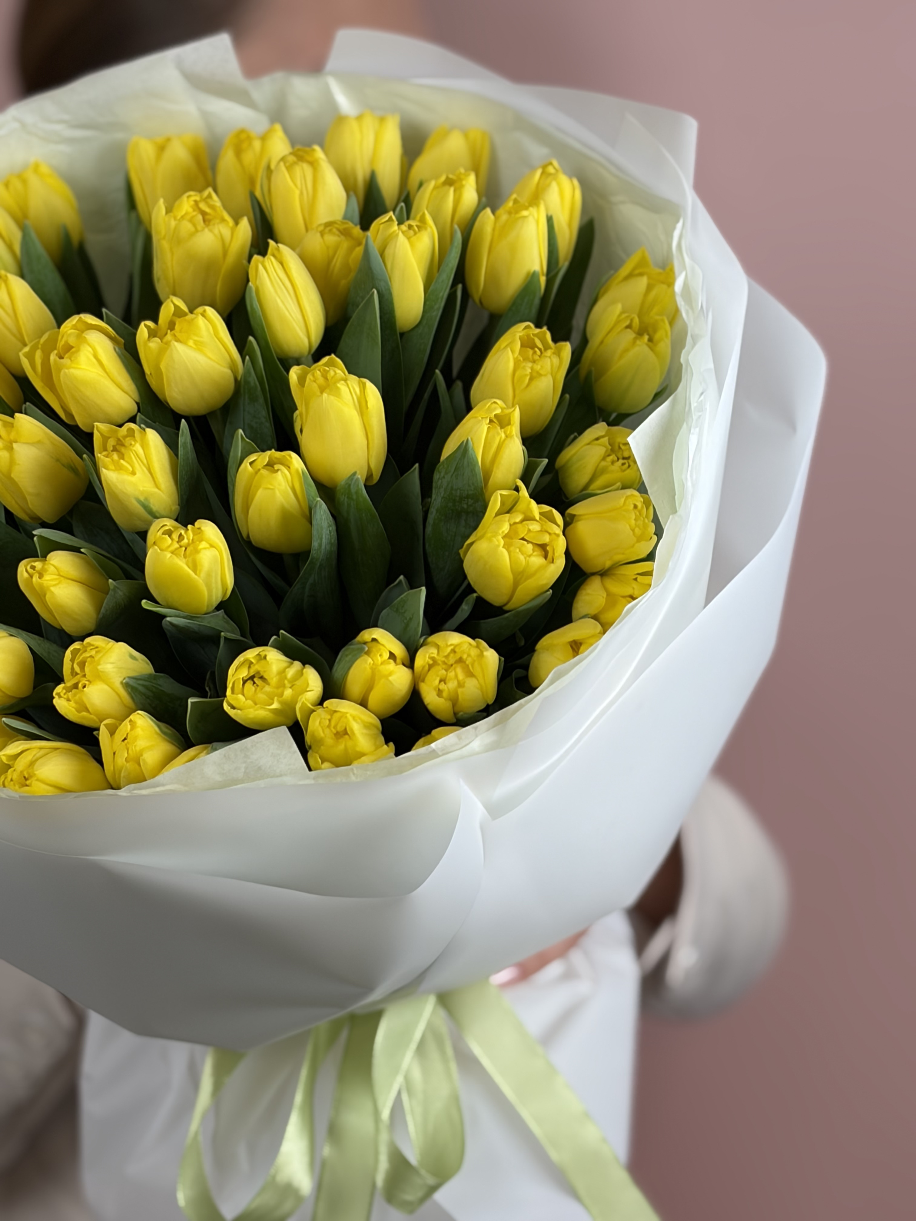 Картинка Букет из 51 тюльпана "Солнечное счастье"