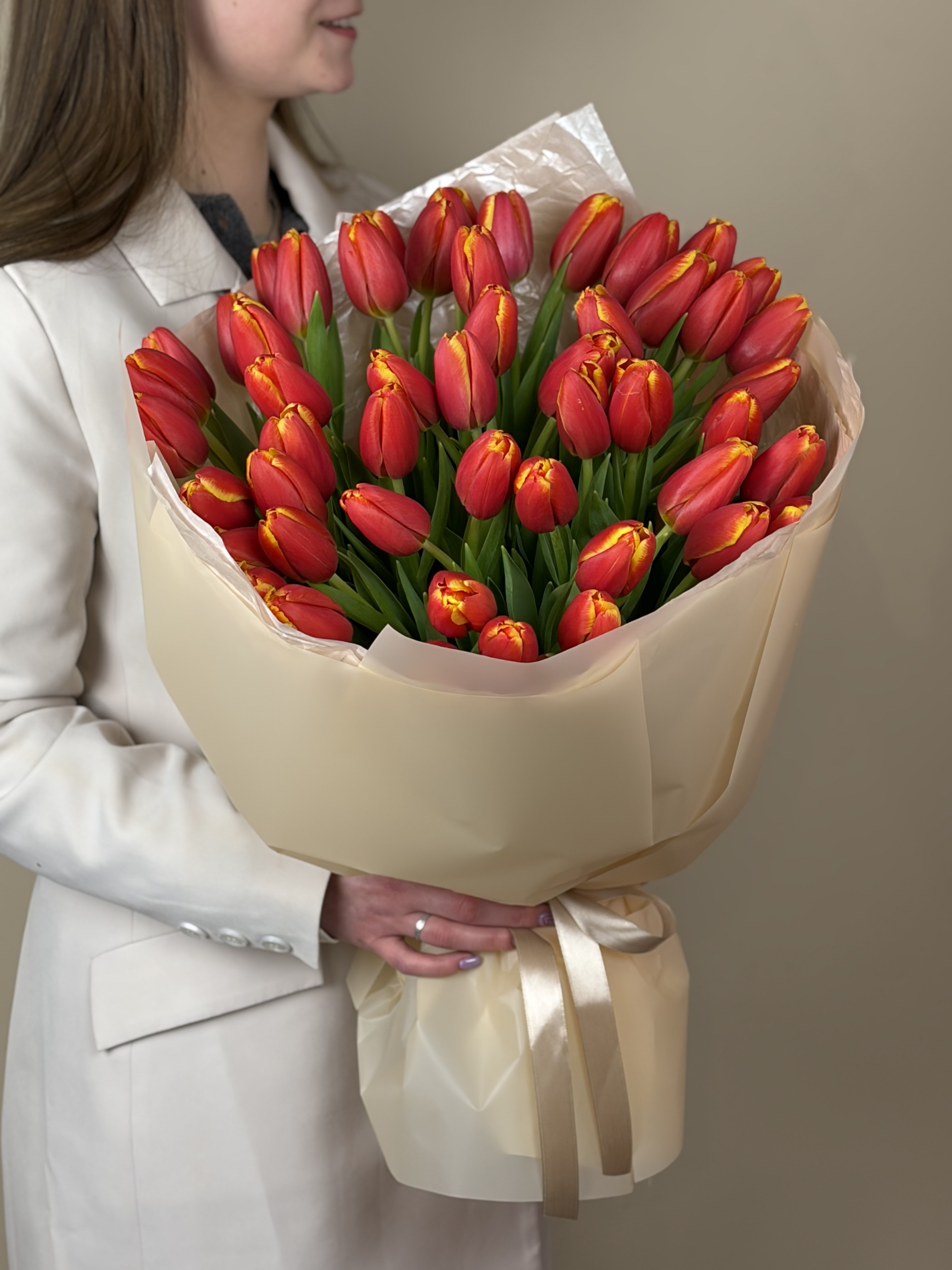 Картинка Букет из 51 тюльпана «Тропический Закат»