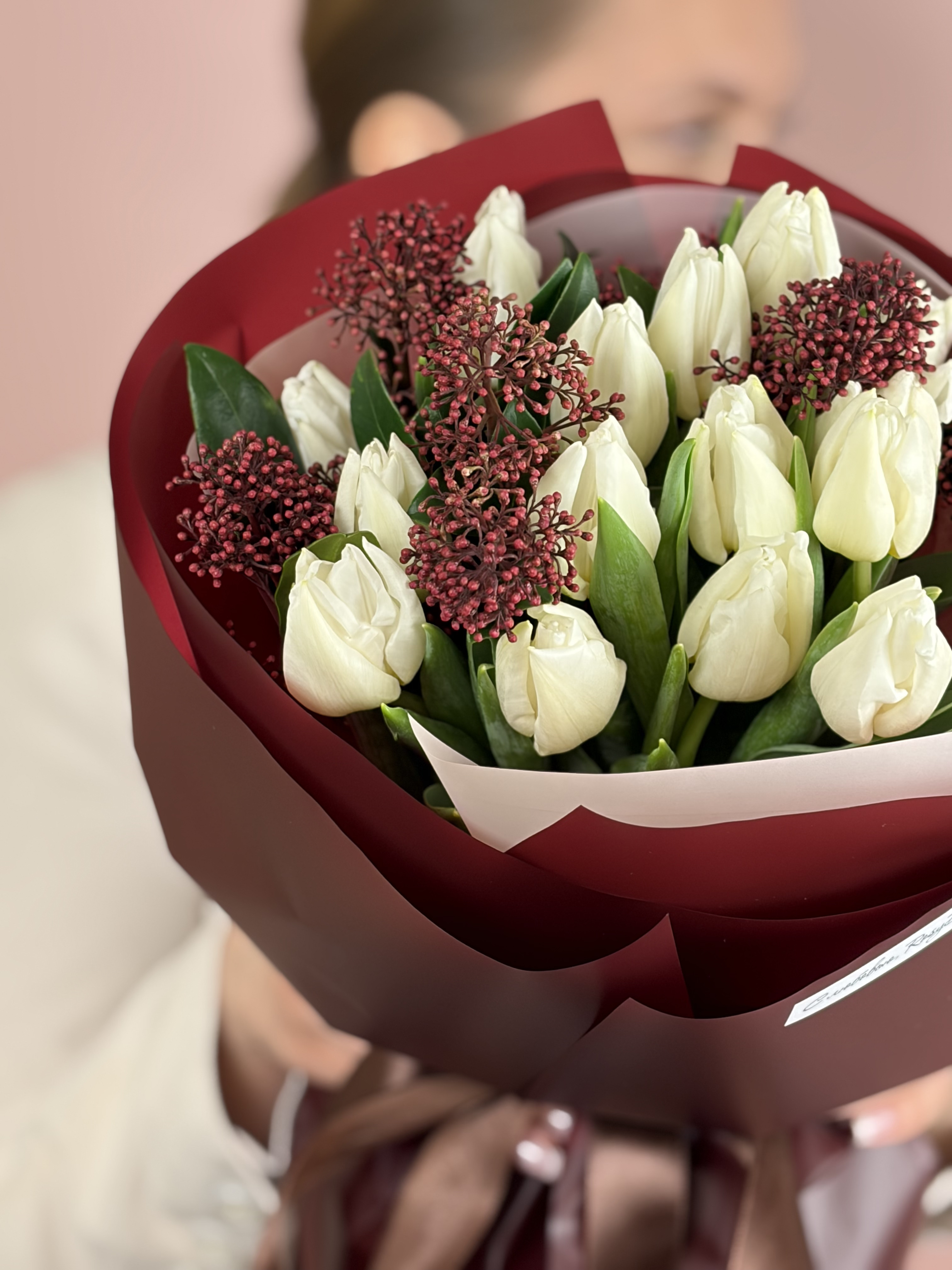 Картинка Букет из 15 тюльпанов «Зимняя Вишня»