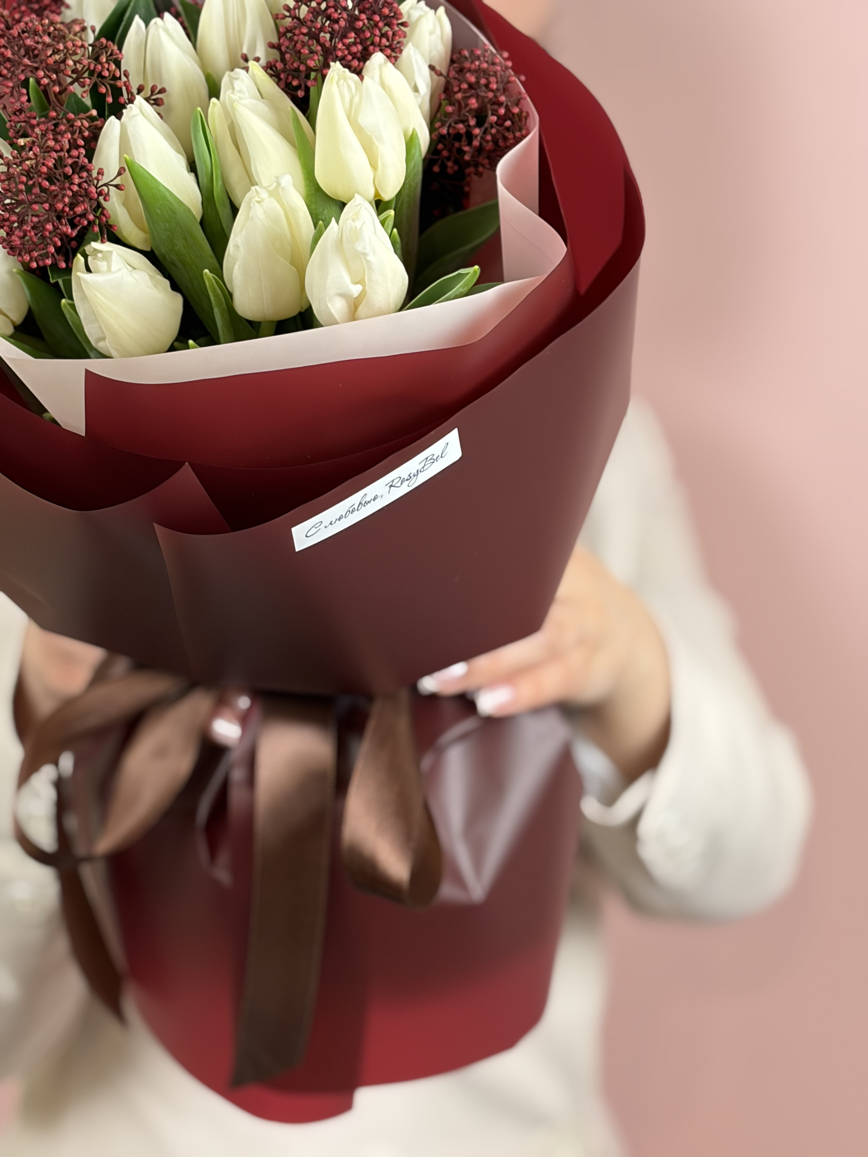 Картинка Букет из 15 тюльпанов «Зимняя Вишня»